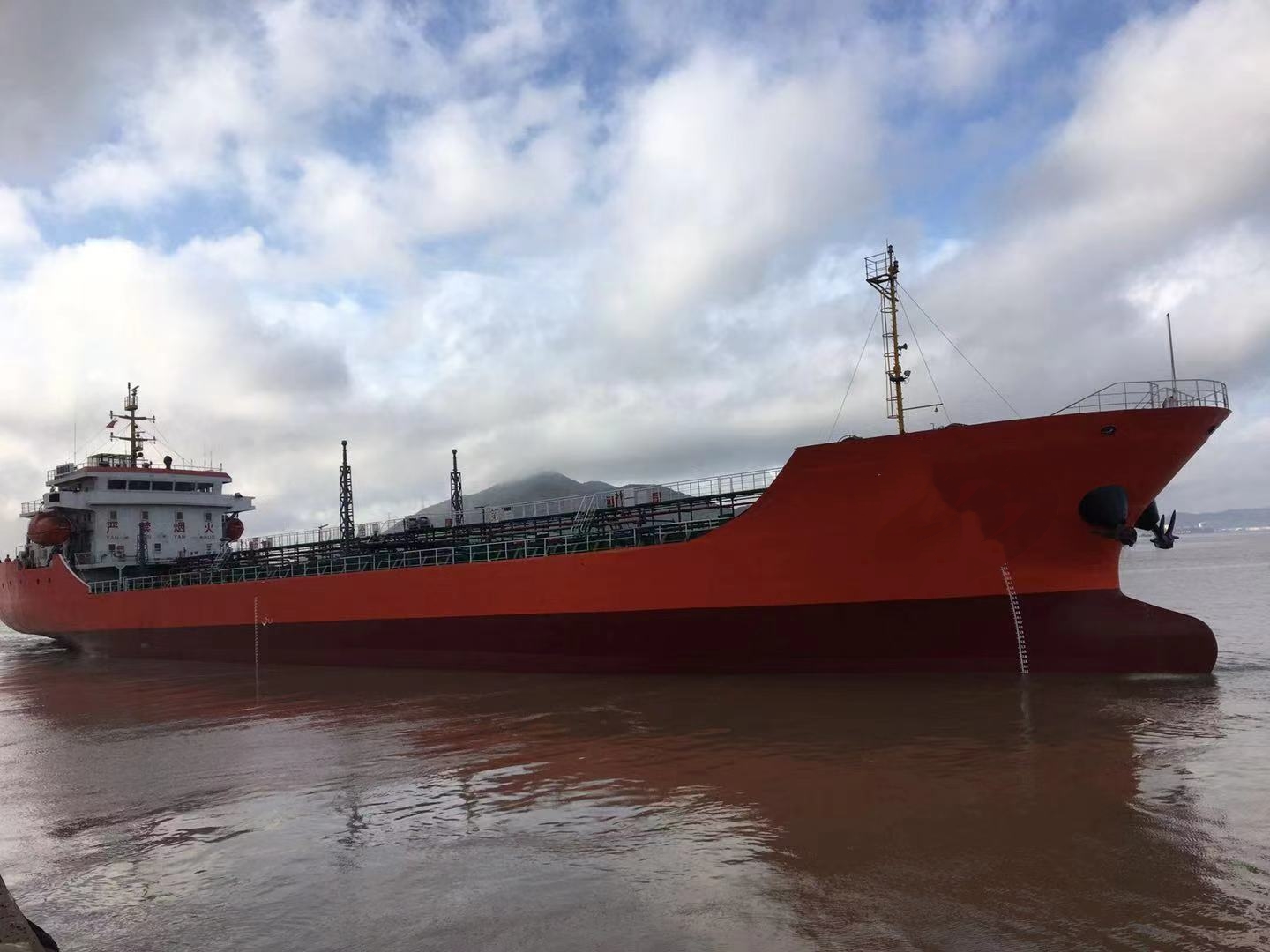 2011年-5100噸-油船