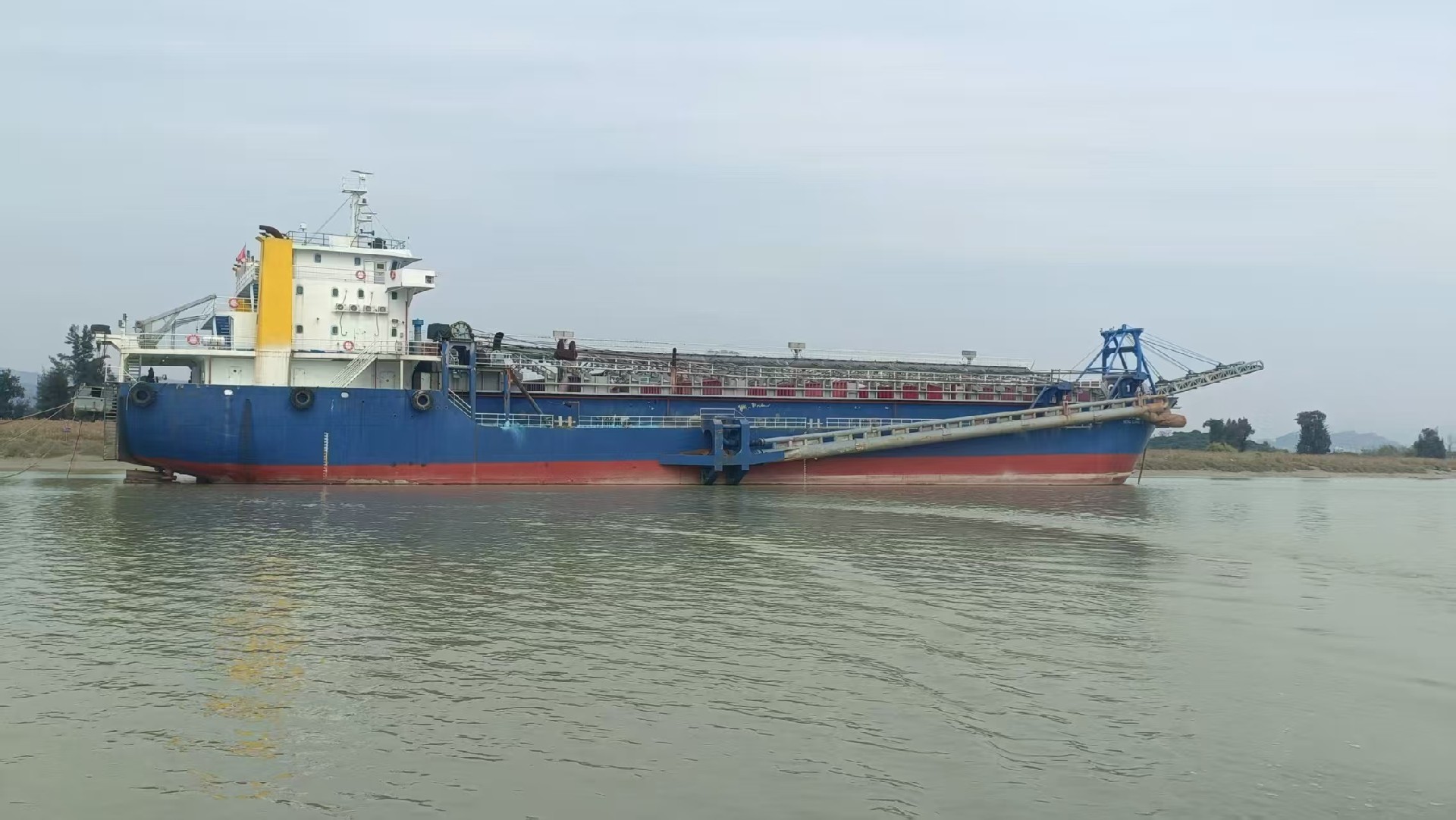 2022年-6100噸自卸砂船